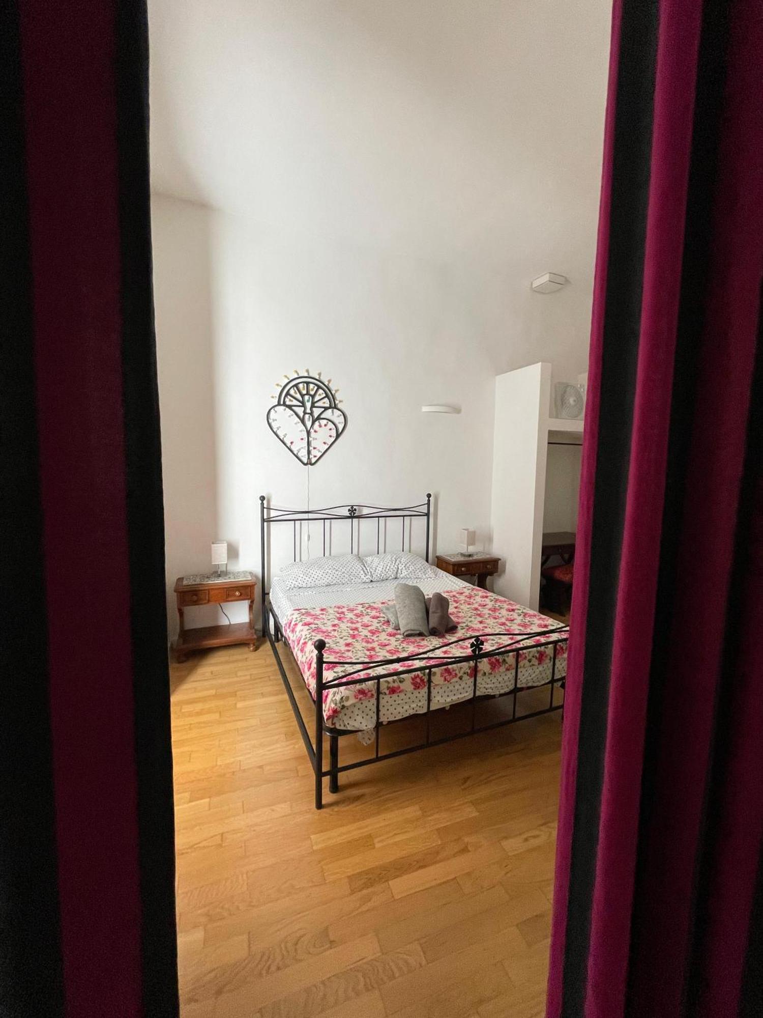 Lovely Room In Bari Old Town Exterior foto